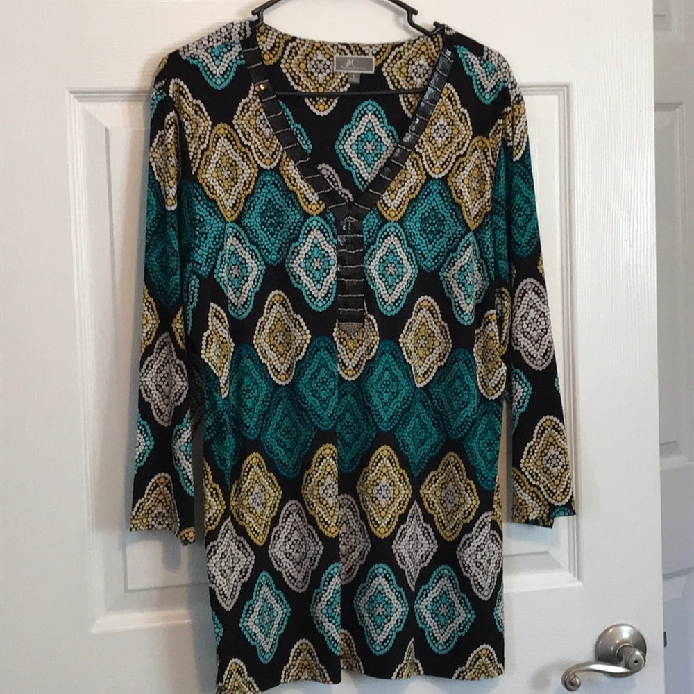 Long Tunic V Neck with sequins along neckline